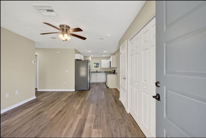 1511 8th Avenue East - 1