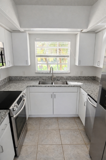 209 Rotonda Boulevard West - A